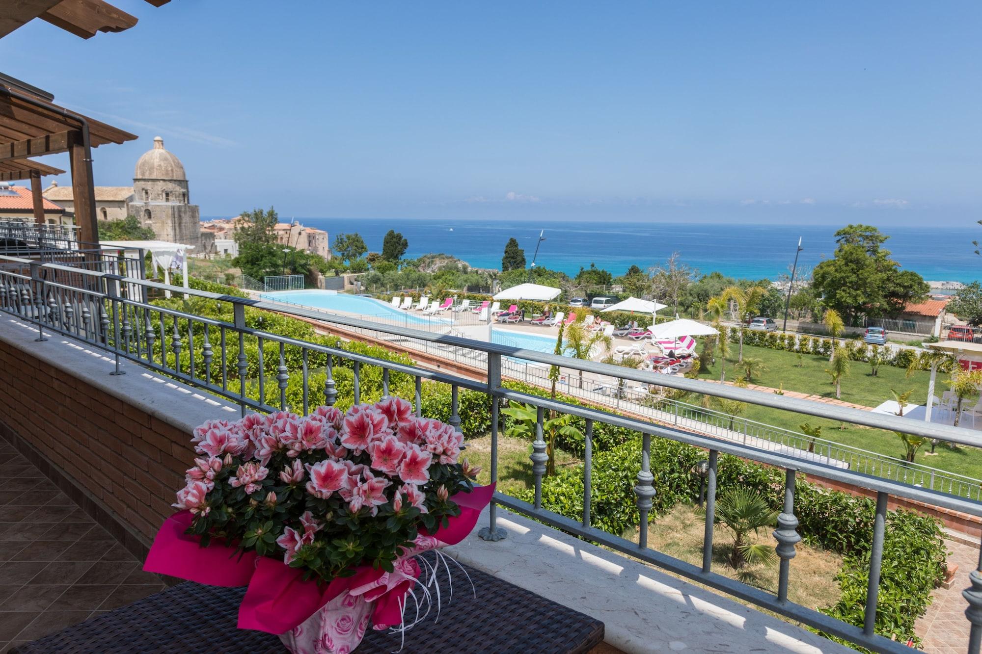 Sentido Michelizia Tropea Resort Exteriör bild