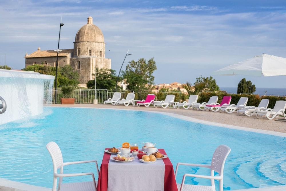 Sentido Michelizia Tropea Resort Exteriör bild